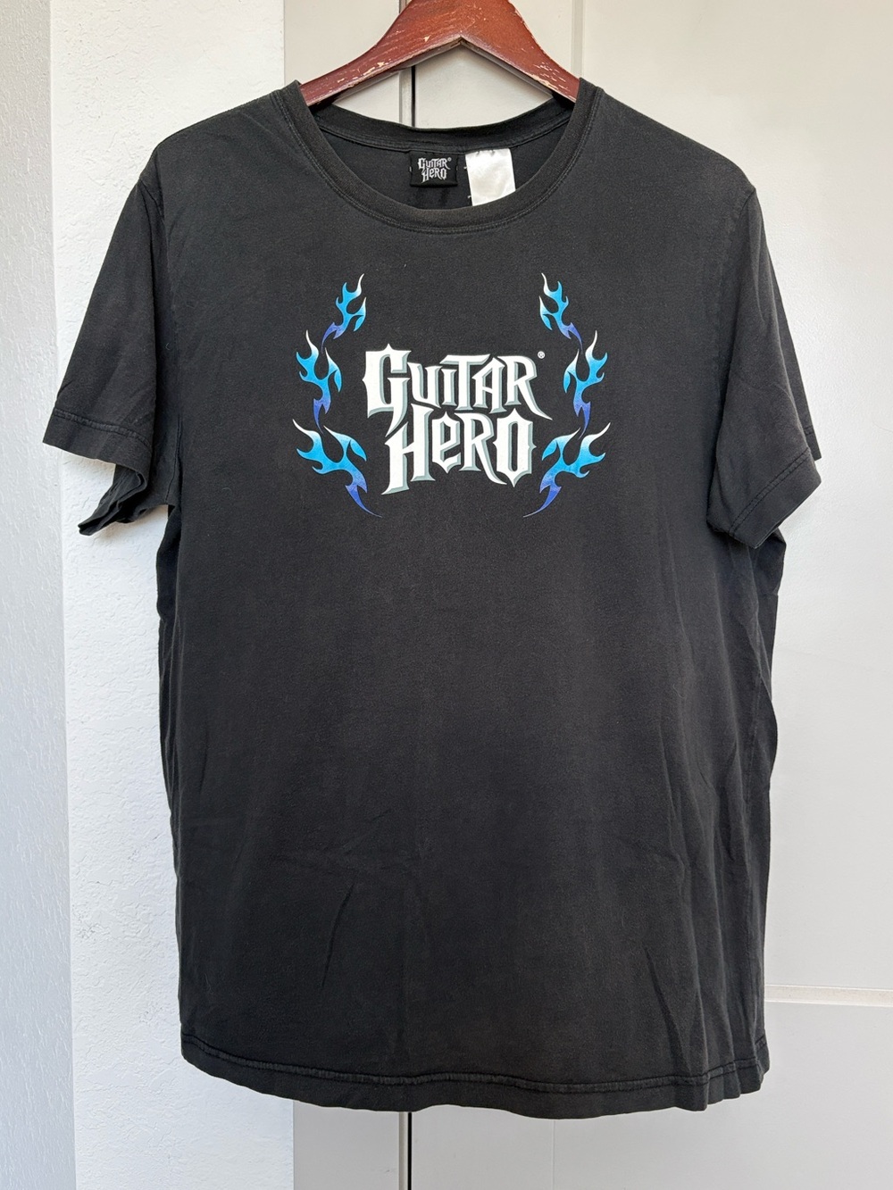 VINTAGE 2009 GUITAR HERO BLACK GRAPHIC SHORT SLEEVE TSHIRT MENS XL